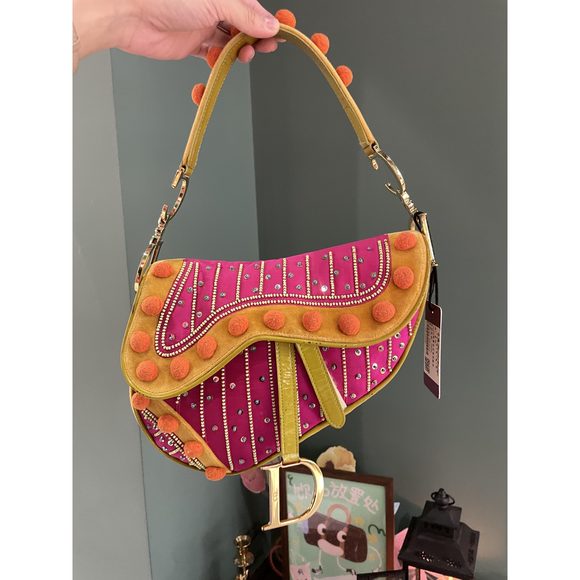 Limited Edition John Galliano era Dior Saddle bag with pompom and bead - Picture 2 of 16